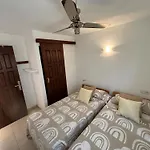 Retiro Planta Baja شقة دينايا